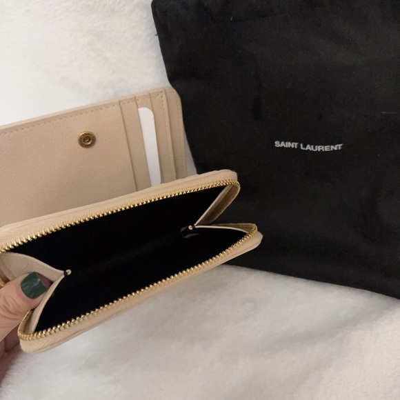 YSL compact bifold wallet - Picture 5 of 9